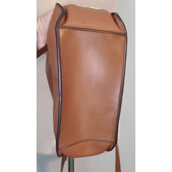 Tignanello Leather Crossbody Shoulder Strap Bag Brown Logo Charm Purse Capsule - Picture 5 of 16